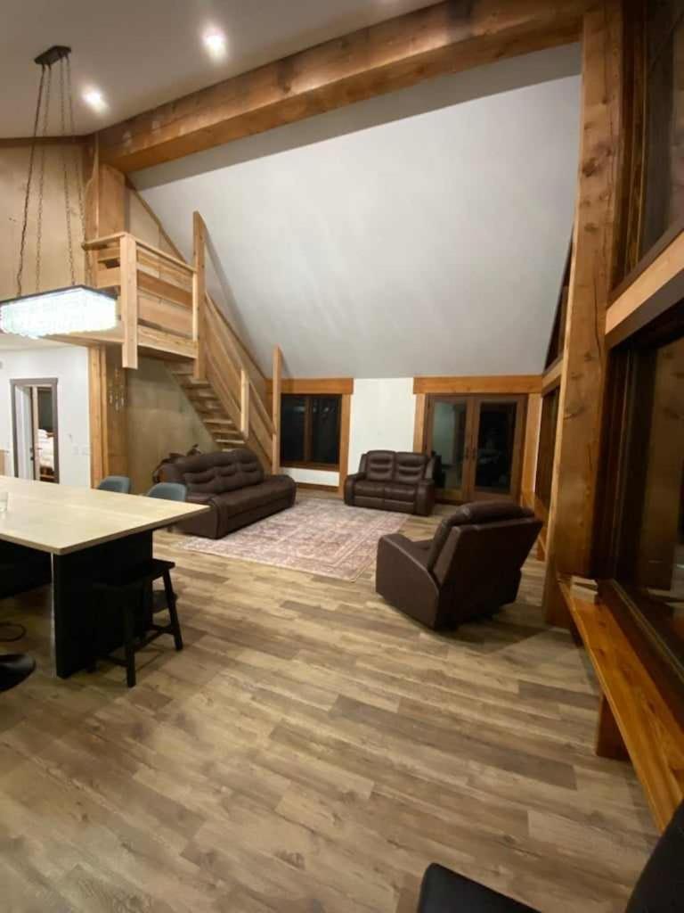 River Safari Mountain View Suite Blue River Extérieur photo